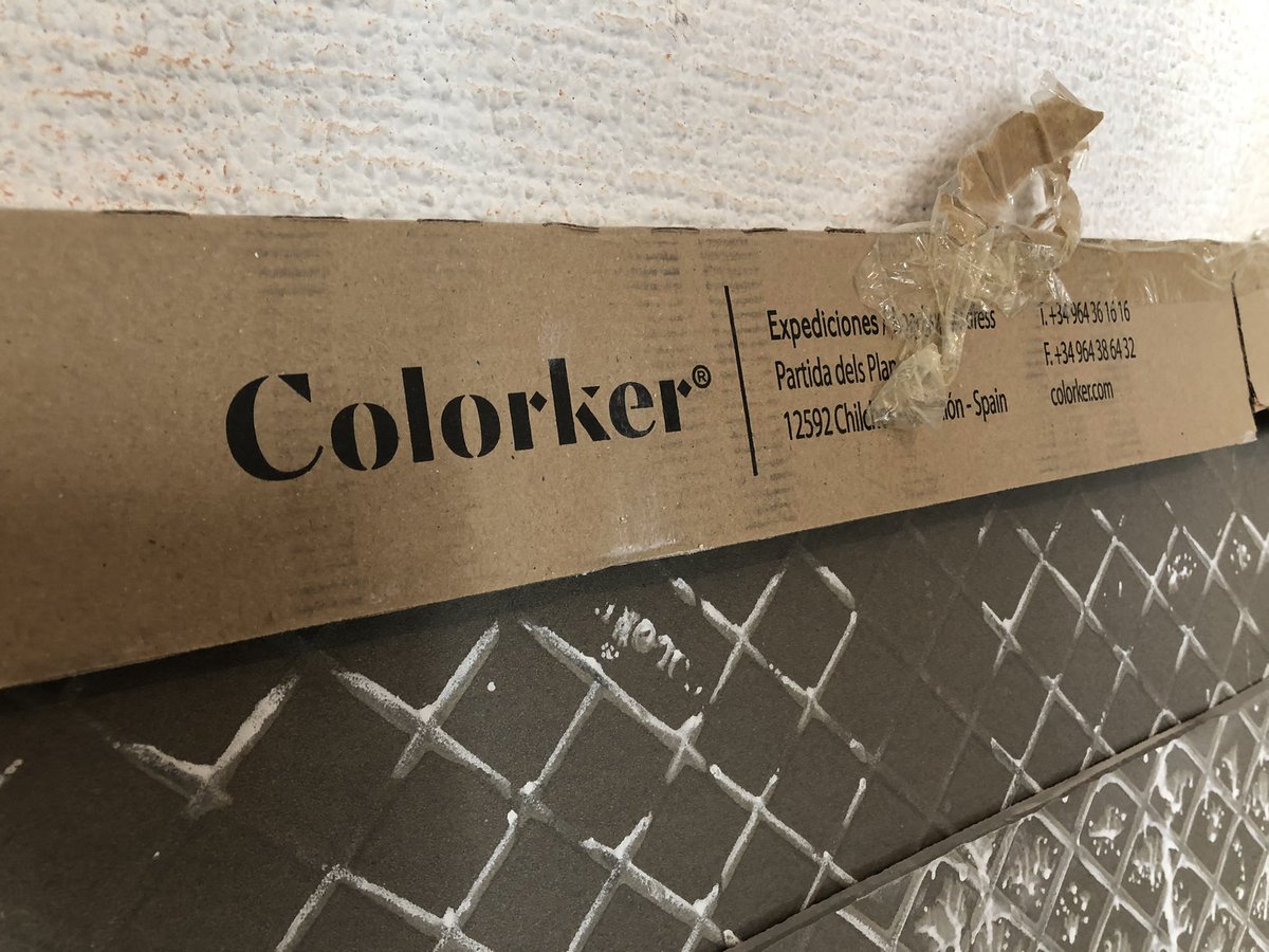 Estamos entusiamad@as con los azulejos de <a href="/ColorkerTiles/">Colorker</a> de <a href="/azulejospena/">Azulejos Peña</a> que hemos colocado en nuestro último proyecto!!! #kibuestudio #azulejosqueenamoran #azulejosquemolan #azulejosbaño #azulejoscocina #reformas #reformasintegrales #reformascocinasybaños #diseñodeinteriores