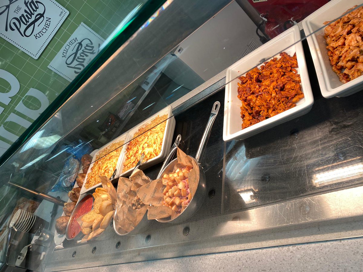 "Mac and Cheese" on the go <a href="/TimCopp2/">Tim Copp</a> @Windsor