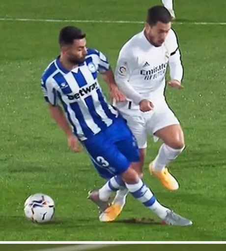 📊| Eden Hazard has suffered the most fouls in La Liga since the start of 2019/20 season, despite playing only 31% of the games. #rmalive