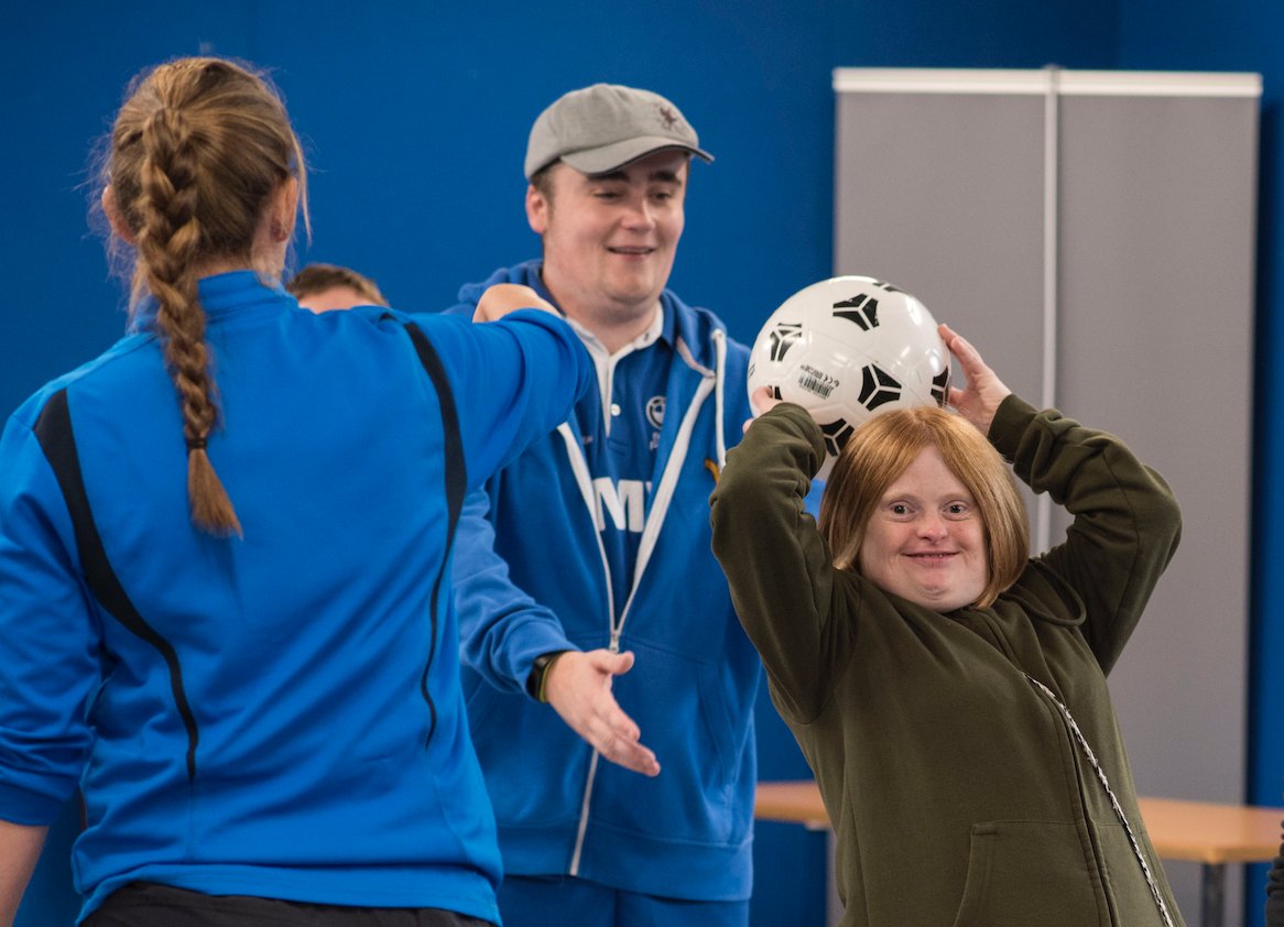 “We focus on supporting some of the most vulnerable people in society, such as children living in poverty, adults with disabilities and older people with long term health conditions" - Neil Cameron, Sport Works 

<a href="/SportWorks/">SportWorks</a>  

socialimpactmagazine.com/neil-cameron-s…
