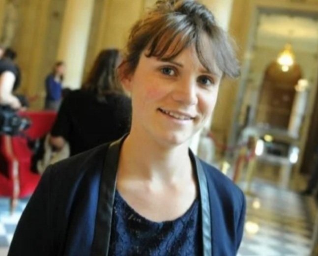yannsyz's tweet photo. J'ai vu circuler les dessins des  députés qui ont voté la loi qui motive nos manifs. Il me semble utile de dire aussi qui sont, en Bretagne, les députés dont les votes  expriment nos doutes, voire nos indignations : Paul Molac,  Claudia  Rouault, Sandrine Le Feur, Eric Bothorel. https://t.co/mtNpp51BrZ