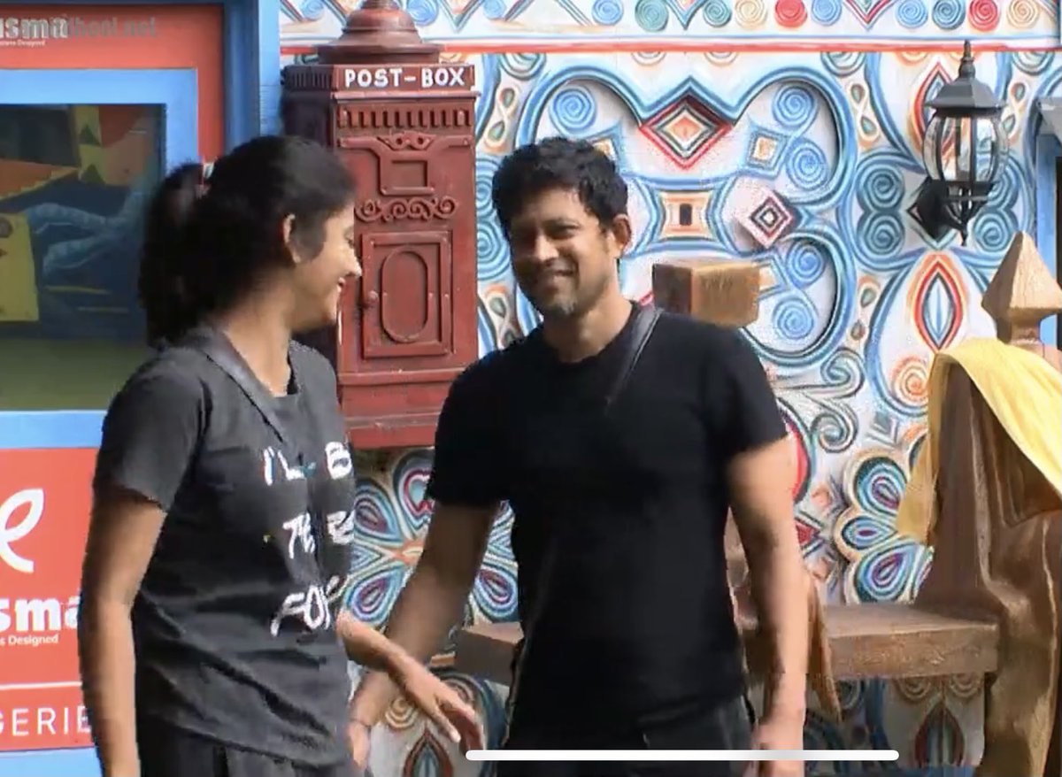AjayAsho's tweet photo. #GabriellaCharlton lost her #charm #strength and #gameplay after she joined #LoveBedGang.

Why doing this #cheap #mama work for #SpinelessShekar #PuppetSom?
#Disgusting🤦‍♂️

#BiggBossTamil4 #BiggBossTamil https://t.co/vpSec7TssQ
