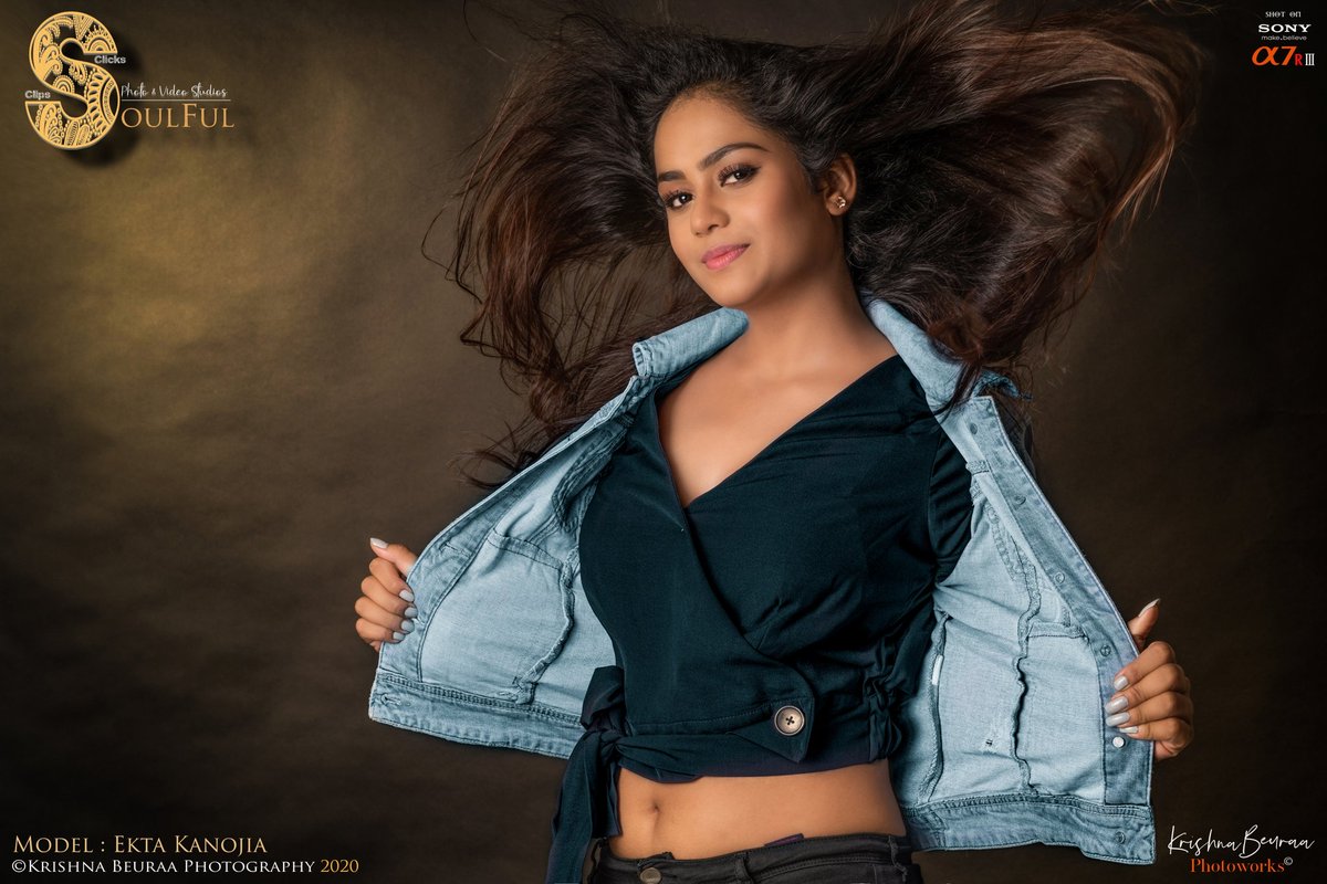 On the whole, the happiest people seem to be those who have no particular cause for being happy except that they are so.” 😊

Presenting Photoshoot Of: Ekta Kanojia.

Photography by <a href="/KB_KrishnaBeura/">Krishna Beuraa</a>

Coordination &amp; Art: Debabrata &amp; <a href="/ShreyashMusic/">Shreyash Shandiliya</a> 

#Believe #Photoshoot #SoulFul