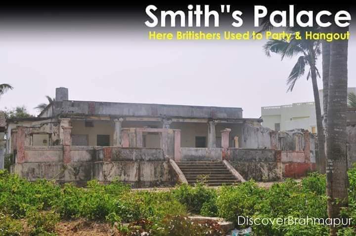 * ଦ୍ବିତୀୟ ବିଶ୍ବଯୁଦ୍ଧ ବେଳେ,1945 ମସିହାରେ ଗୋପାଳପୁର ବନ୍ଦର ଉପରେ ଜାପାନ ବାରମ୍ବାର ବୋମାମାଡ କରିଥିଲା, ଏଣୁ ବ୍ରିଟିଶ ପ୍ରଶାସନ ଏହି ବନ୍ଦର କୁ ବନ୍ଦ କରିଦେଲେ।(6/8)