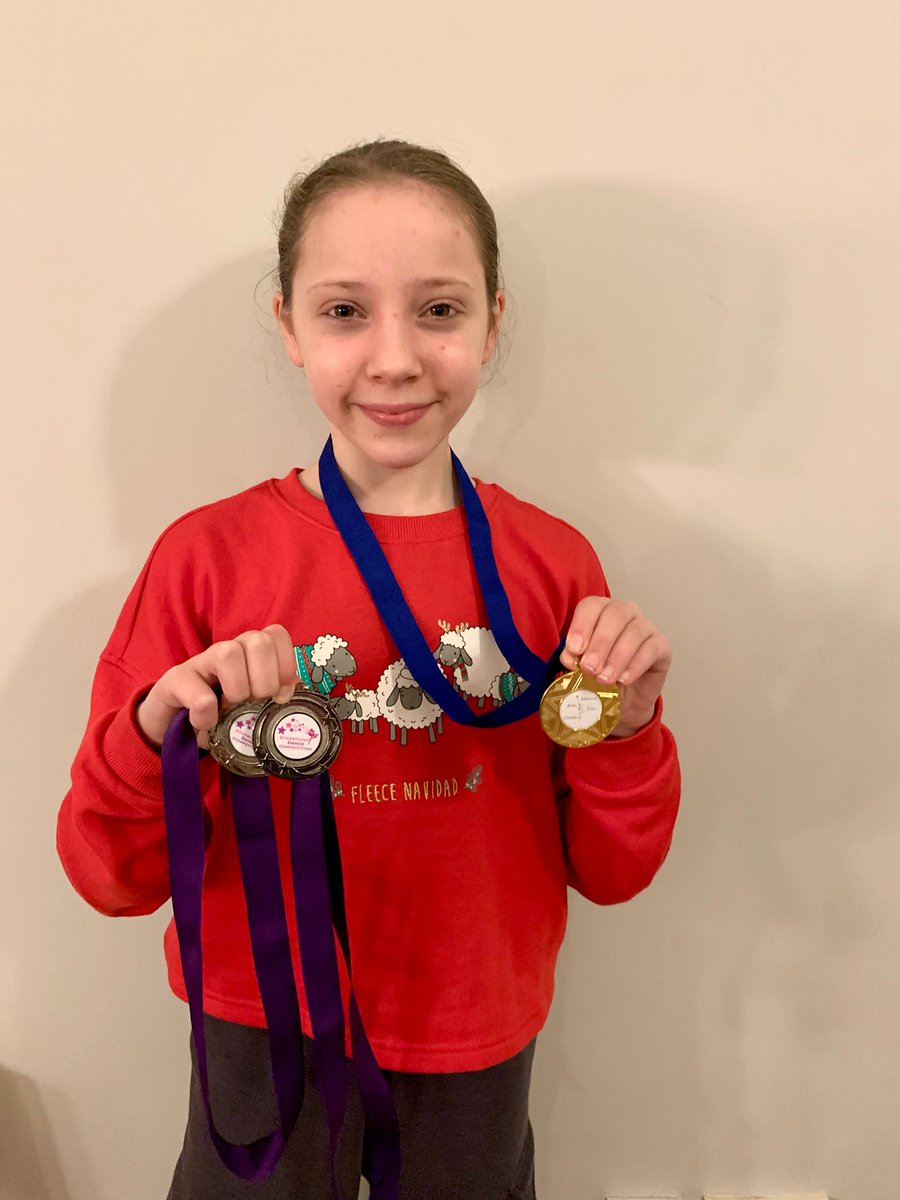CJ1978's tweet photo. For the time being, dance competitions have moved online. Chloe received her medals this week from 2 competitions in November- silvers for ballet and modern in one and gold for modern in the other! #keepgoing #dedication #maristgirlscan @Marist_Prep @TheMaristSchool https://t.co/1n7OHOqSvD