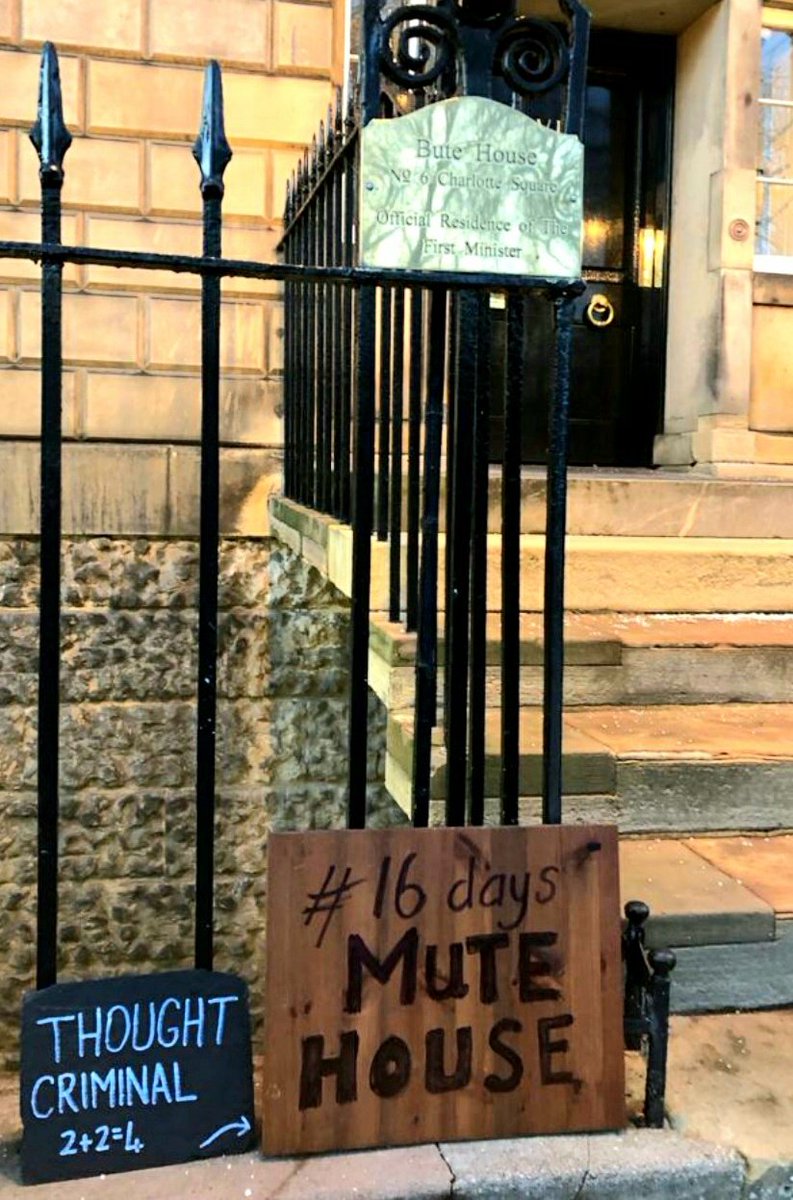 Bute House, Edinburgh (Scotland's No. 10 Downing St.) :  #WomenWontWheestIncredibly timely slate and sign pointing out the silence from the First Minister about abuse aimed at her female MPs & MSPs  #16Days    #WeWillBeHeard