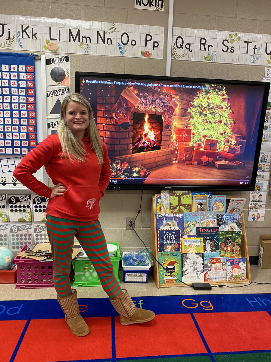 VirginiaKatew's tweet photo. Our Christmas Countdown is on at Mableton!! It’s the best time of the year! Red &amp; Green Day is my favorite! @MabletonES https://t.co/d8N0uPtYq0