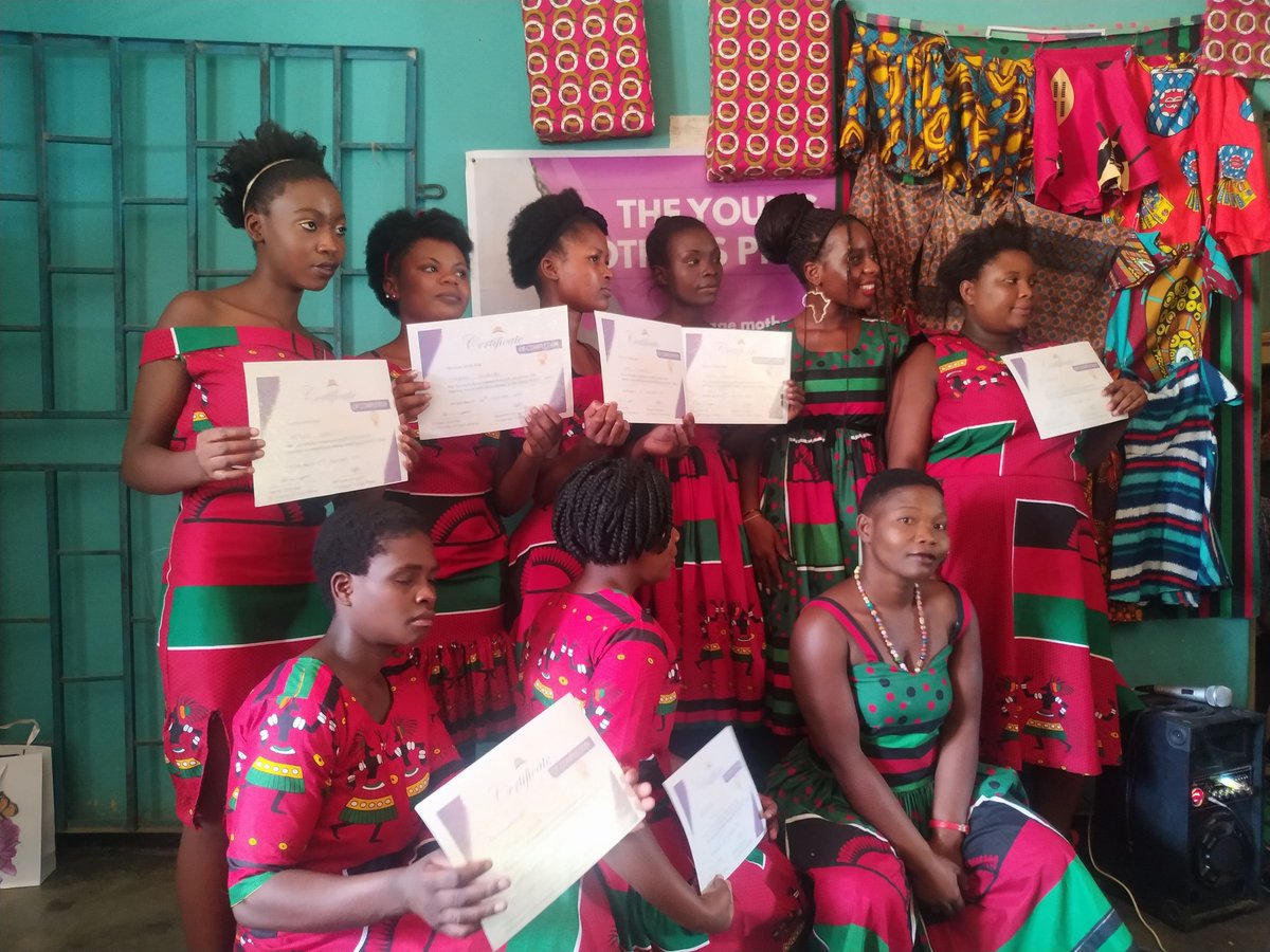 UKANI_265's tweet photo. After four long months ! The young mothers did it ! Last Saturday we graduated 10 young mothers who are fully equipped with technical skills in tailoring, shoe making and material refurbishment 👏👏 congratulations young mums ‘ 🔆 @queenscomtrust https://t.co/1Y3Zw62blw