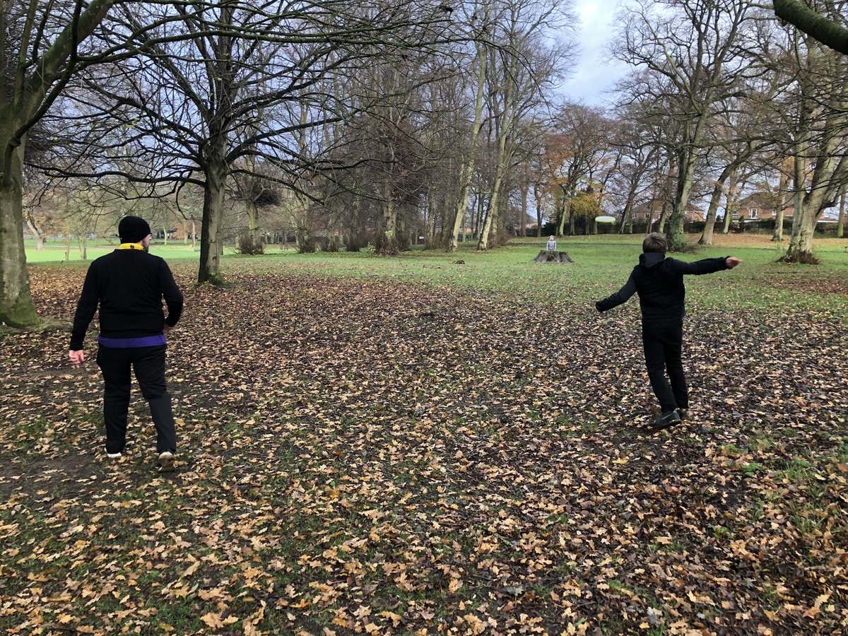 Plenty of curiosity, problem-solving and leadership on show this morning 🥏🌳 physical activity in the great outdoors comes with so many benefits! Rebuilding and strengthening relationships through frisbee in the woods #thisismyclassroom #wellschools