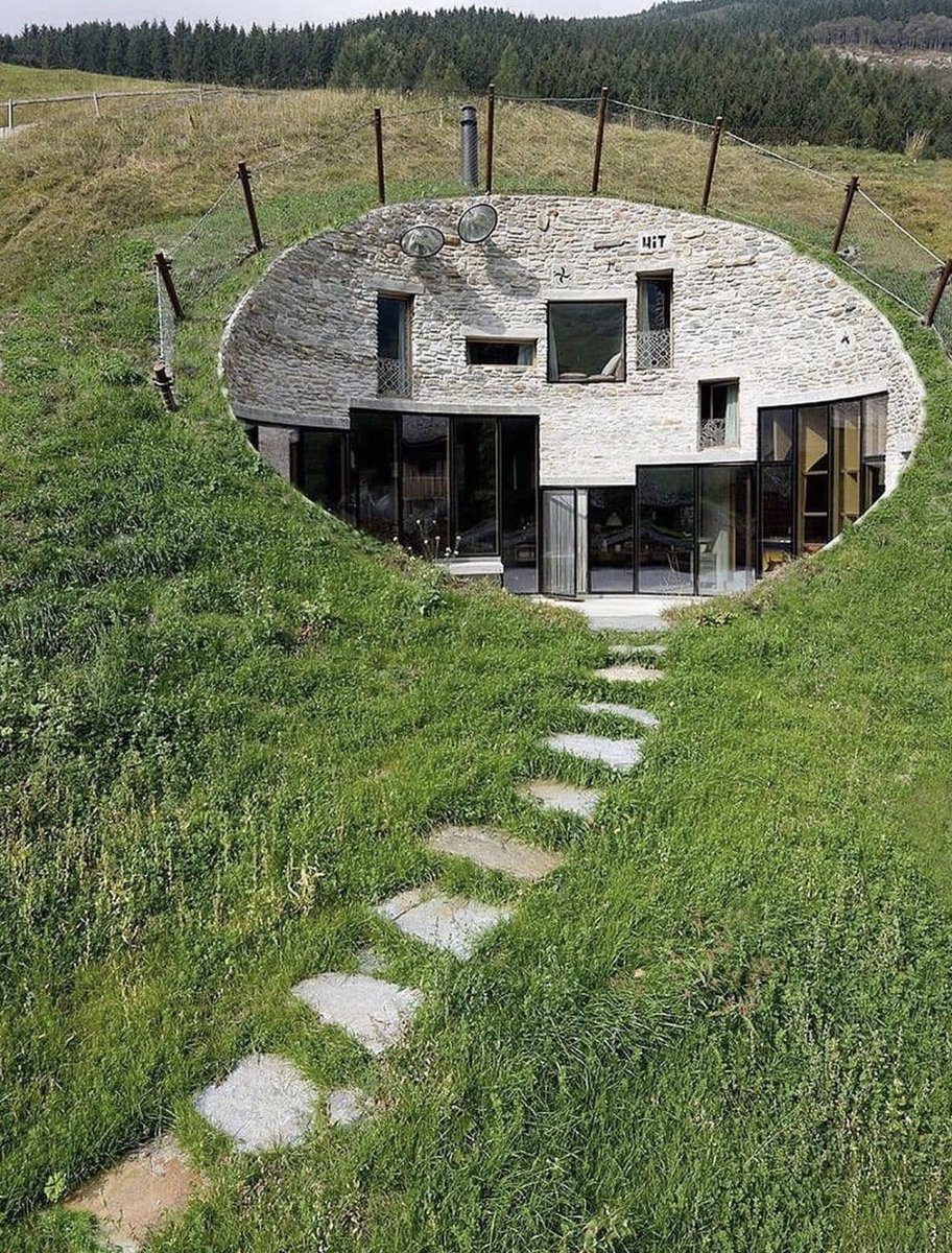 ট ইট র へんな家 হ য শট য গ