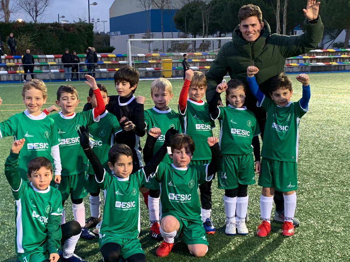 Finalizados los cursos de entrenador UEFA “C” y “B” ✔️.                               Empezando desde hoy el UEFA “A”. <a href="/RFFM_oficial/">RFFM</a>