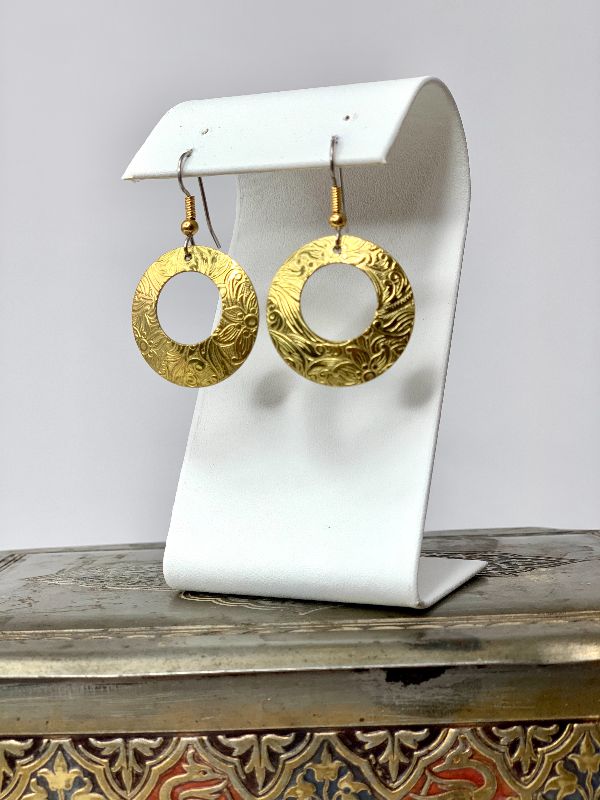 SkrockiDesign's tweet photo. Cyber Monday Sale and Huge Discounts on One of a Kinds in Stock Handmade Items! - https://t.co/y4FfmNksow https://t.co/UryduqEFTC