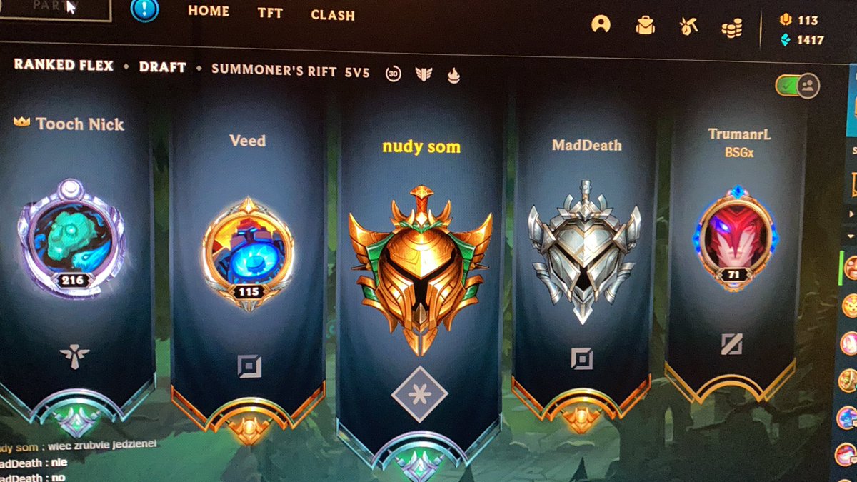 BezSensuGaming's tweet photo. HELLO, TODAY WE ARE TRAINING FOR UPCOMING CLASH WITH OUR SQUUUUUAD GANG GANG SHIT I LIKE YA CUT G https://t.co/DU6MegJbvU