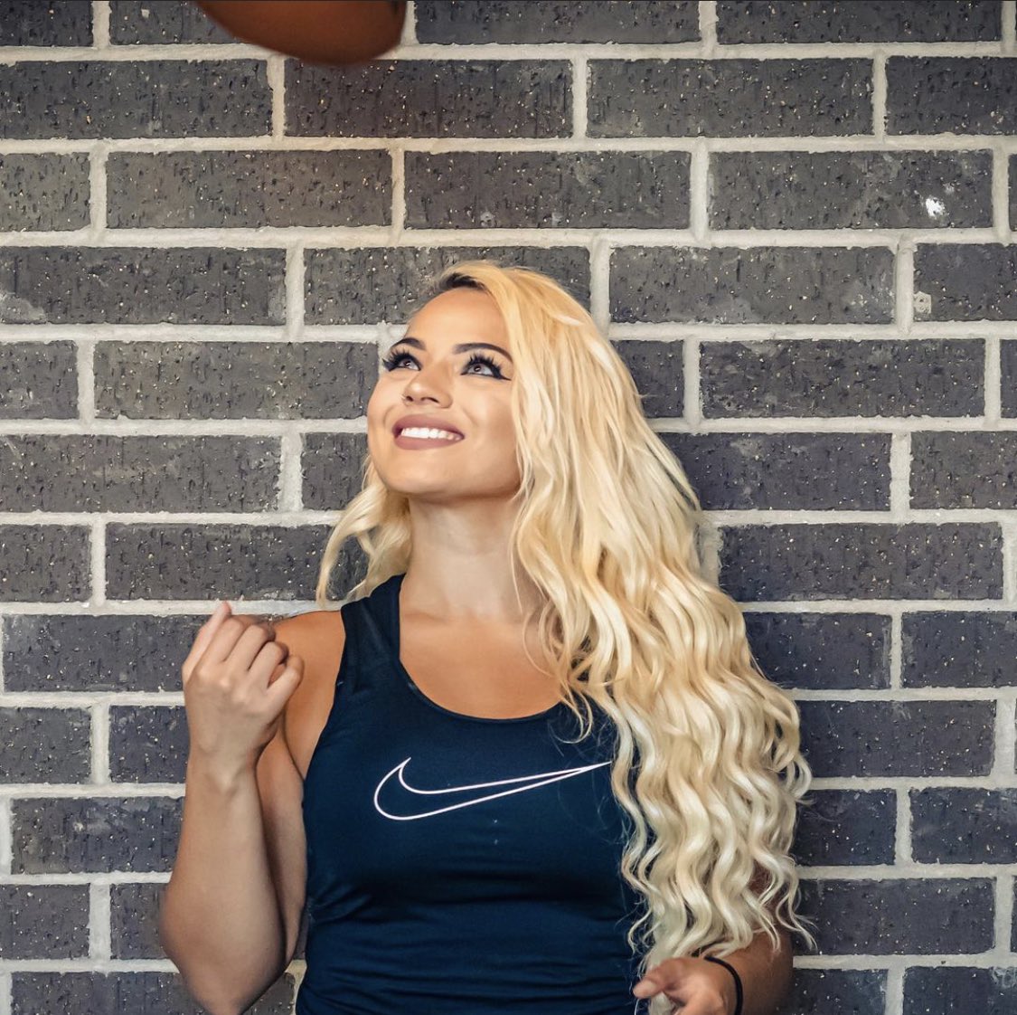 X League tweet media