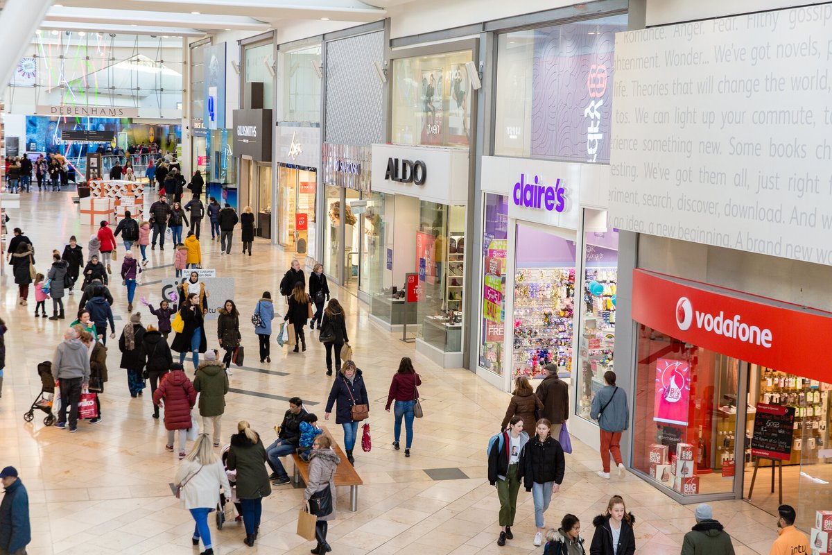 We're pleased to welcome all of our retailers and shoppers back on Wednesday 2nd December at Uxbridge 🎁🌟