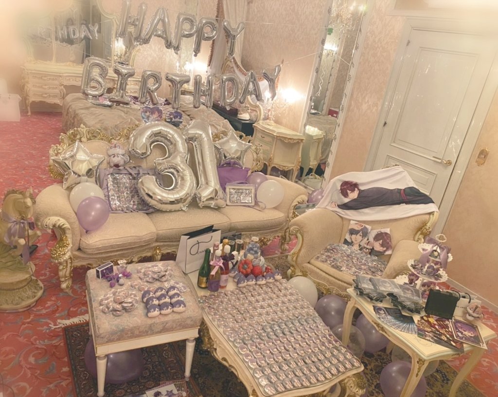 chiz_s2's tweet photo. ♔ @shima_s2 @shima___sub ♔

💜 𝓢𝓱𝓲𝓶𝓪 𝓗𝓪𝓹𝓹𝔂 𝓑𝓲𝓻𝓽𝓱𝓭𝓪𝔂  💜

お誕生日おめでとうございます🎉今年は人生で初めて祭壇を作りました!!力作です(*ˊᵕˋ*)

これからもずっと志麻さんのことが大好きです😊

#志麻さん誕生日おめでとう
#志麻誕生日
#志麻誕生祭2020
#志麻さん誕生祭2020 https://t.co/OCv8FxSdFB