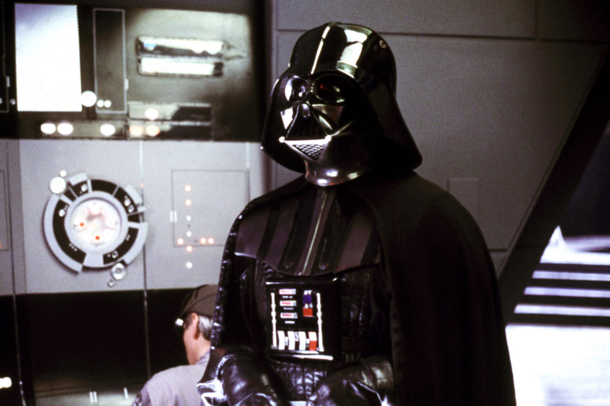 Darth Vader actor David Prowse reportedly died from COVID 19