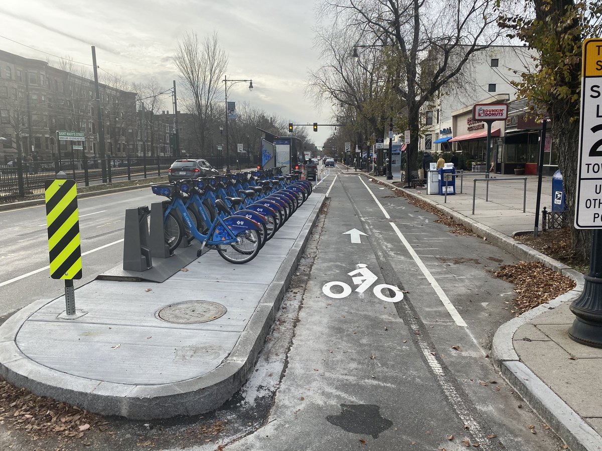berkie1's tweet image. For the price of 1-latte a month ($5.75), you could be enjoying unlimited rides on @RideBluebikes all month long! 🚲 

Get 30% off the annual membership for #CyberMonday today only and enjoy the new protected cycling lanes popping up all over the region!
bluebikes.com