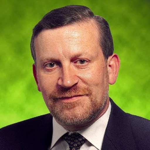 El Comuñeru. Relatu de Xuan Xosé Sánchez Vicente. Entamu y voz d'Antón Caamaño. dlvr.it/RmjDlt