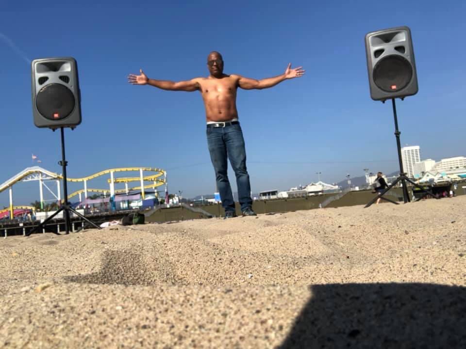VZaddydaddy's tweet photo. 10 thingd I do not,  or will I ever miss:

10. Snow
9. Snow
8. Snow
7. Chicago snow
6. Alaska snow
5. Snow
4. That cold, powdery shit
3. Hateful white frozen death
2. Fucking snow
1.  SNOW 

#IHateSnow https://t.co/UF0PPKd5Ag