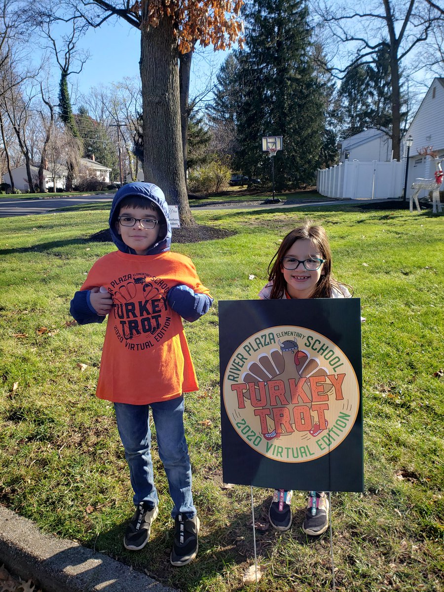 Danielle Ferrara tweet media