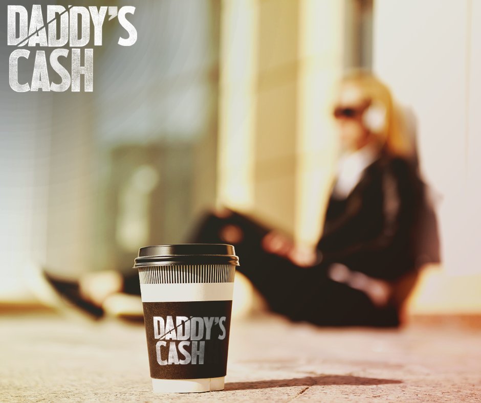 daddyscash's tweet photo. Uplift your #Monday mood with great #tune and hot #chocolade! ;) https://t.co/t1H824YXBT