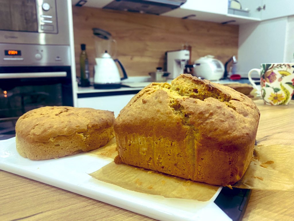 buyanaa117's tweet photo. За #OrangeBread минь болчихлоо 🥰 https://t.co/2tQtV8LJSG