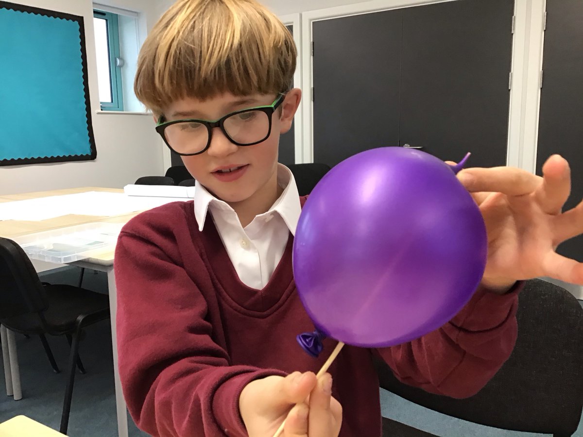 skolnansledan's tweet image. Our newly appointed STEAM Ambassadors had a great time 'virtual science busking' with @ogdentrust this afternoon. We can't wait to share what we did with the rest of the school!📎🧪🎈@aspireacademies #STEAMeducation #STEMeduaction