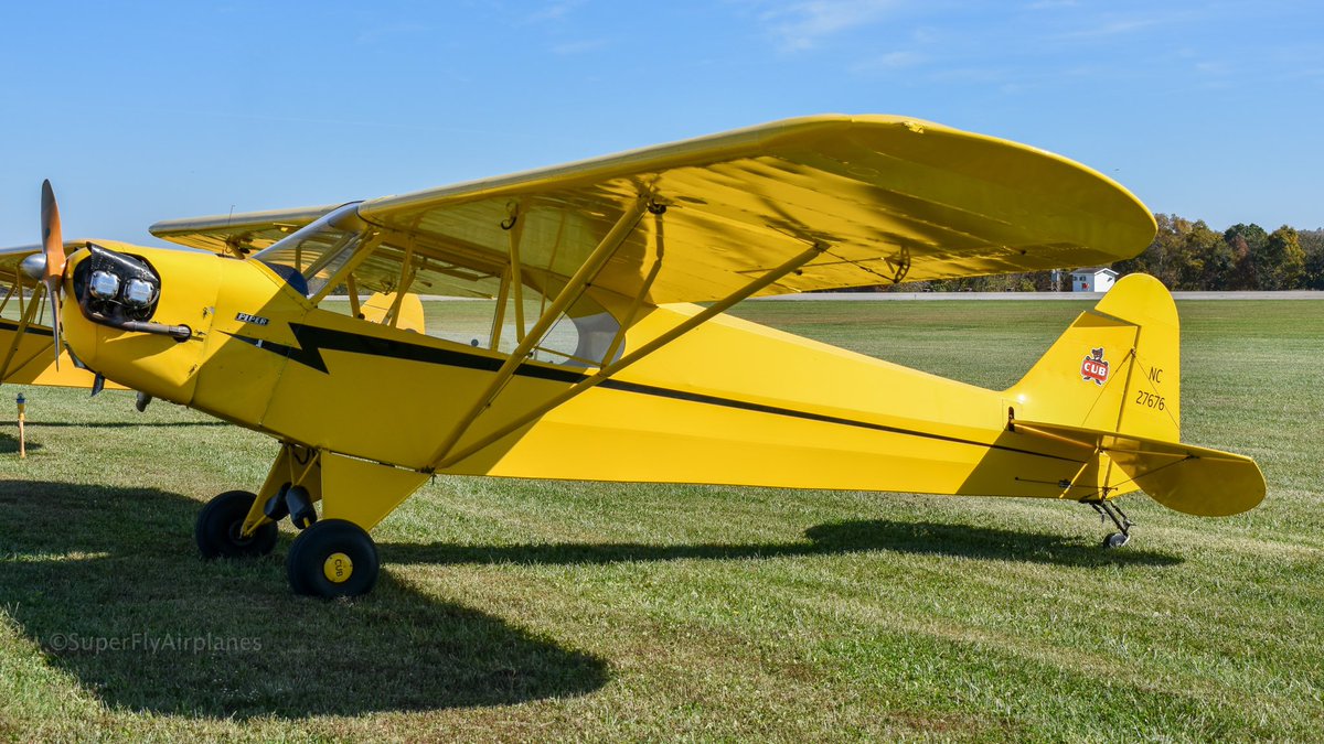 supflyairplanes's tweet photo. Piper J-3 Cub #N27676 #PiperJ3Cub #PiperCub #Airplanes #Aviation #GeneralAviation #AvGeek #Planespotting #RampViews #ZanesvilleAirport #FlyIns #AirportLife #AviationPhotos https://t.co/1tPtU5s1F1