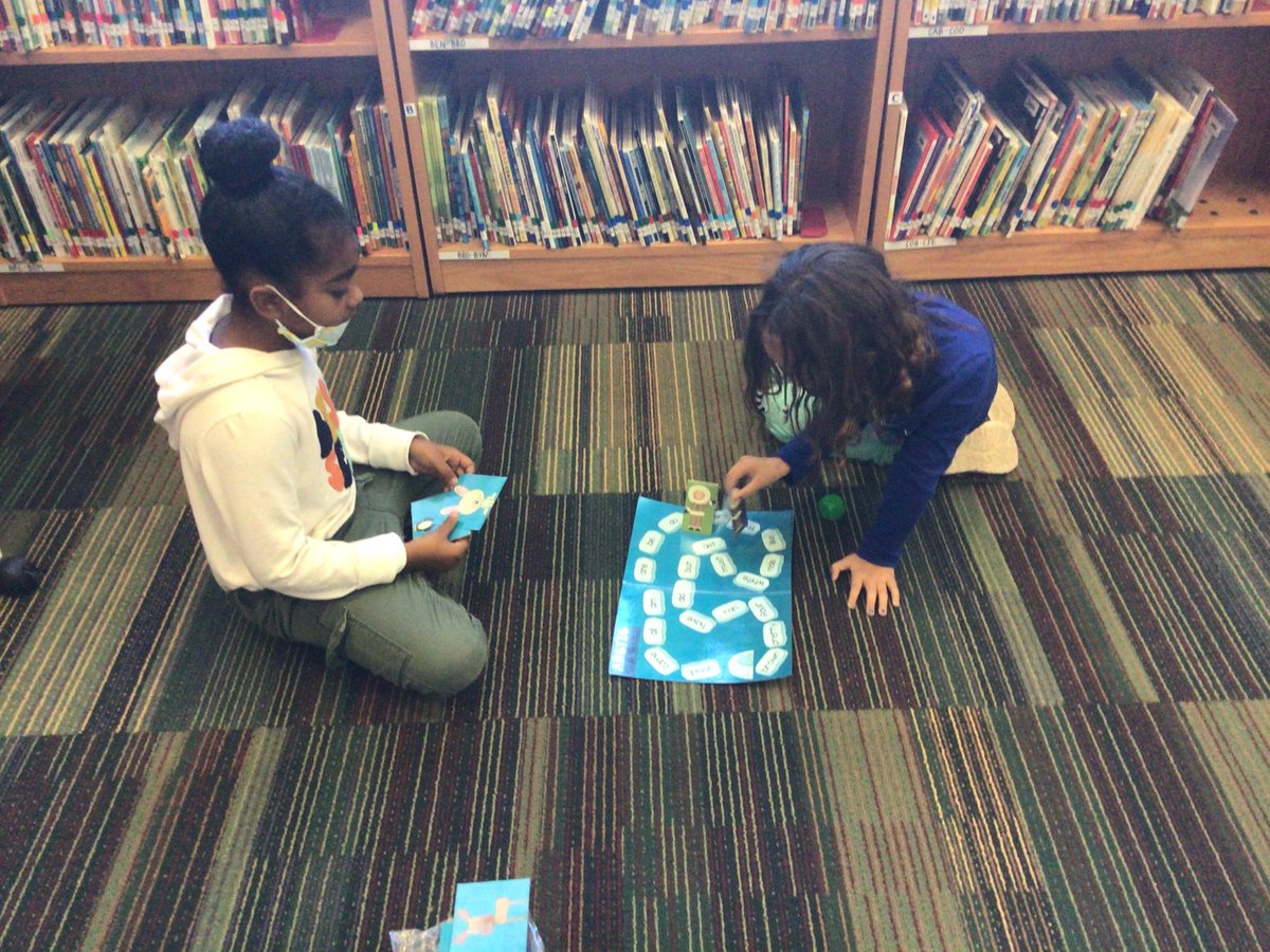 Castleman Creek Lib (@librarycce) on Twitter photo <a href="/MsFlemister/">Monica Flemister</a> class learns about hibernation and plays an Arctic sight word game! <a href="/CastlemanCreek/">Castleman Creek Elem</a> <a href="/MsFlemister/">Monica Flemister</a> class learns about hibernation and plays an Arctic sight word game! <a href="/CastlemanCreek/">Castleman Creek Elem</a>