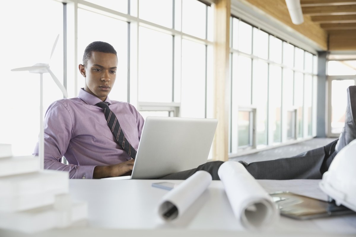 Our SaaS applicant tracking software allows you to automate administrative tasks and focus your recruiting efforts on the most qualified candidates. #hiring #hr