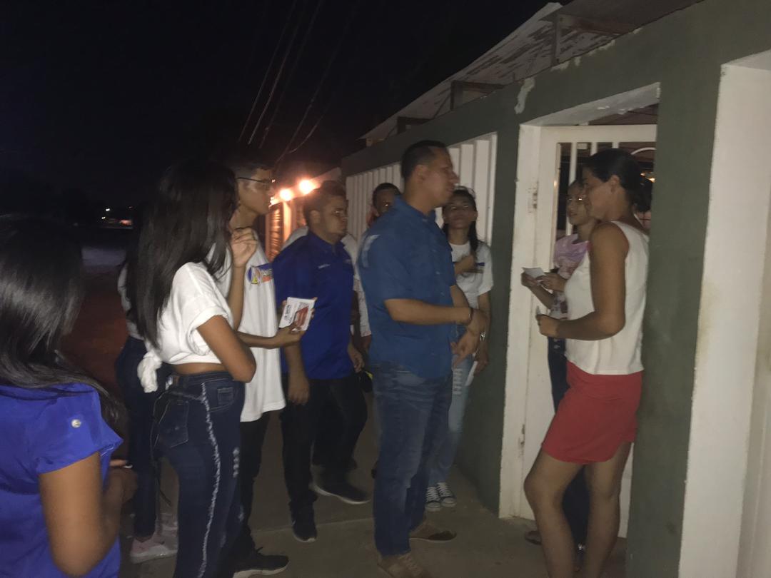 ramonmedinaR's tweet photo. Nuestro Barrio Betulio Gonzáles Dice Ya Basta Es Hora de avanzar Vota este 6D Avanzada progresista. construimos una salida Pacífica y electoral. @HenriFalconLara @luisromeroc @ClexidaP @FannyR_Garcia https://t.co/EusYPvJvWs