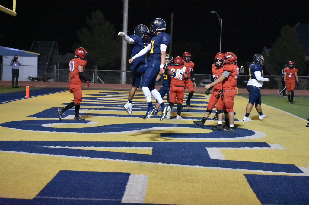 EHSCoachLopez's tweet photo. It’s GAAAAAMMMMEEEEEE DAAAAAAAAYYYYYYY!!!

Finish the day 1-0! 

#GOTROOP #FAETW https://t.co/DjjTfpU6Ca