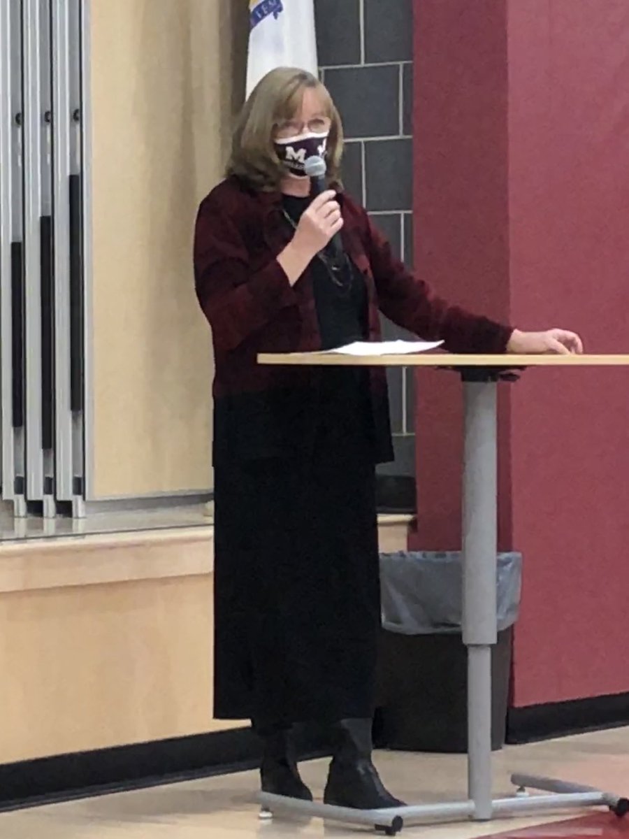 BeccaRauschMA's tweet image. An honor to join @MillisSchools and local leaders to celebrate @NLGustafson’s retirement after a tremendous multi-decade career in education, supporting students, families, and teachers. Thank you, and congratulations!

#MApoli #MAedu #DistrictDay
@RepDavidLinsky @RepDooley