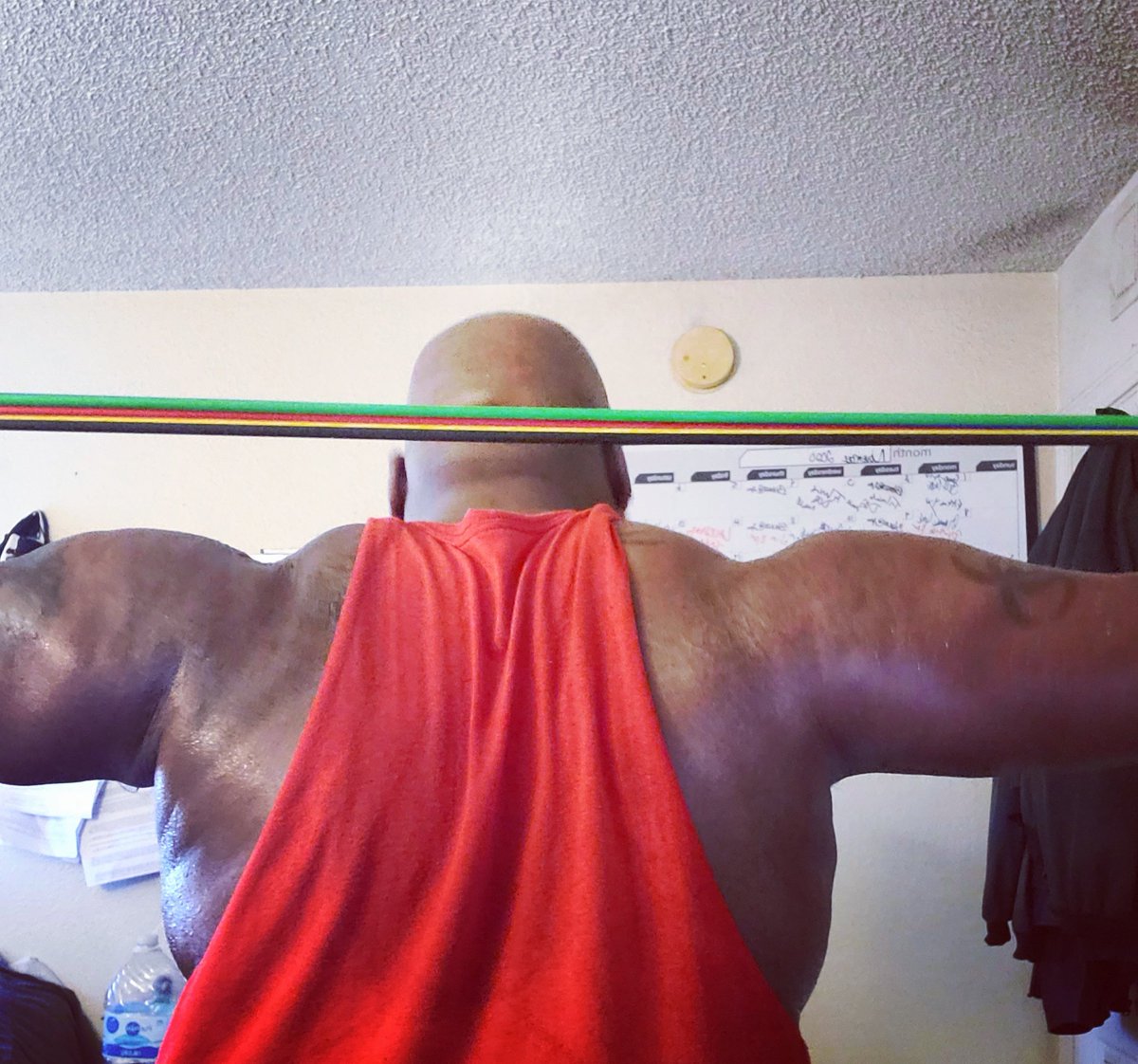 MrJayWashington's tweet photo. 1st knocked out #corecardio from #FocusT25 then another 25mins with the #resistancebands working on back, biceps, chest & tris. These bands are were you can add weight up to 100lbs. motivating myself daily despite exhaustion and pain. #SuperVillainStatus #MrMirakuru #turtleshell https://t.co/sA90ekmSwF