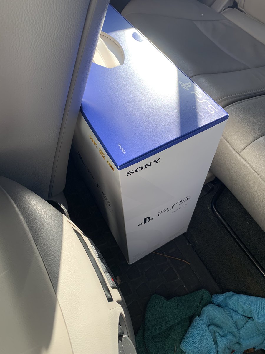 rc0018's tweet photo. @spieltimes @PS5StockUpdates @Wario64 @PS5StockAlerts Thank you for the tips and information.  Was able to pickup my Walmart online order yesterday! https://t.co/pfKJ9KyBW6