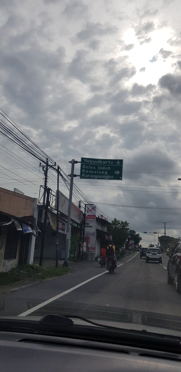 Ngobyek wisata Ndeles Indah #klaten #kemalang #jateng #wisataalam https://t.co/3kHwK2h47d