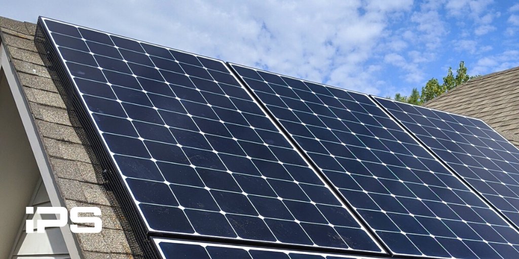 solarips's tweet photo. Our #Colorado team is rested and back to installing #solarenergy systems for homes and businesses throughout the #FrontRange. ⛰️ Check out this recent 6 kW system that just passed final inspection in #Lafayette, CO.
#SunPower #DemandBetterSolar #ColoradoSolar https://t.co/ZtGyWDrjow