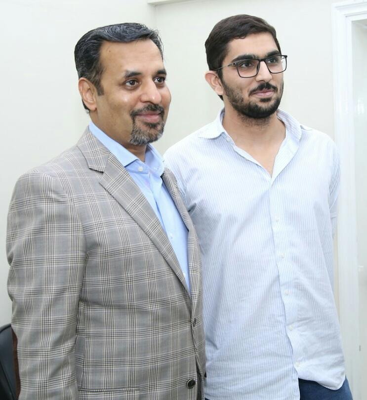 UrfiNadeem2's tweet photo. #JoinPSP
پاک سر زمین پارٹی ( کراچی ) 30 نومبر  بروز  پیر

دھوراجی کالونی مشہور کاروباری  شخصیت سلمان تولہ کی پاکستان ہاؤس میں چیئرمین پاک سرزمین پارٹی سید مصطفی کمال سے ملاقات اور PSP میں شمولیت کا اعلان اس موقع پر مرکزی جوائنٹ سیکریٹری ڈاکٹر یاسر  بھی موجود ہیں https://t.co/QzAfhy8hUK