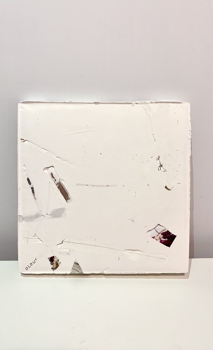 chloegoodwinart's tweet photo. cut-off 1 //
plaster tile embedded with staples and scraps of previous research work and drawings. All usually considered discardable. The disregarded materials

#plaster #plastertile #art #fineart #processart #collage #white #staples #welshartist #processartist #contemporaryart https://t.co/IqeYQbrzVr
