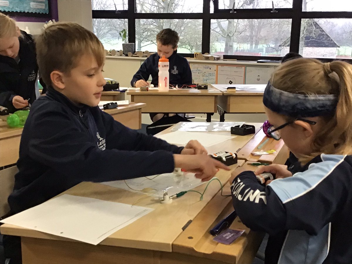 LaxtonJunior's tweet photo. Year Five have been investigating series circuits today, coming up with their own questions to test, and recording their work with circuit diagrams. We are in the middle of our Spy Camp topic, building up to sending coded messages. #WeAreLJS #LJSScience #LJSYearFive https://t.co/U1OUqWMi5X