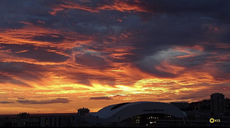 VelodromePics's tweet photo. « Au crépuscule » 🍊

📸 Christophe Bassas

#Velodrome • #TeamOM https://t.co/oqtijuNFBb