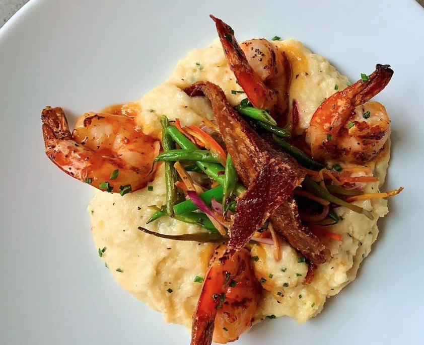 Let us do the cooking! We’re open for to-go food only, every day 5pm-9pm. Hope to see you soon!

#graysatthepark #VanWa #CouveEats #vancouver #PDX #Portland #PDXEats #PDXFoodie #bestfoodportland #MyFab5