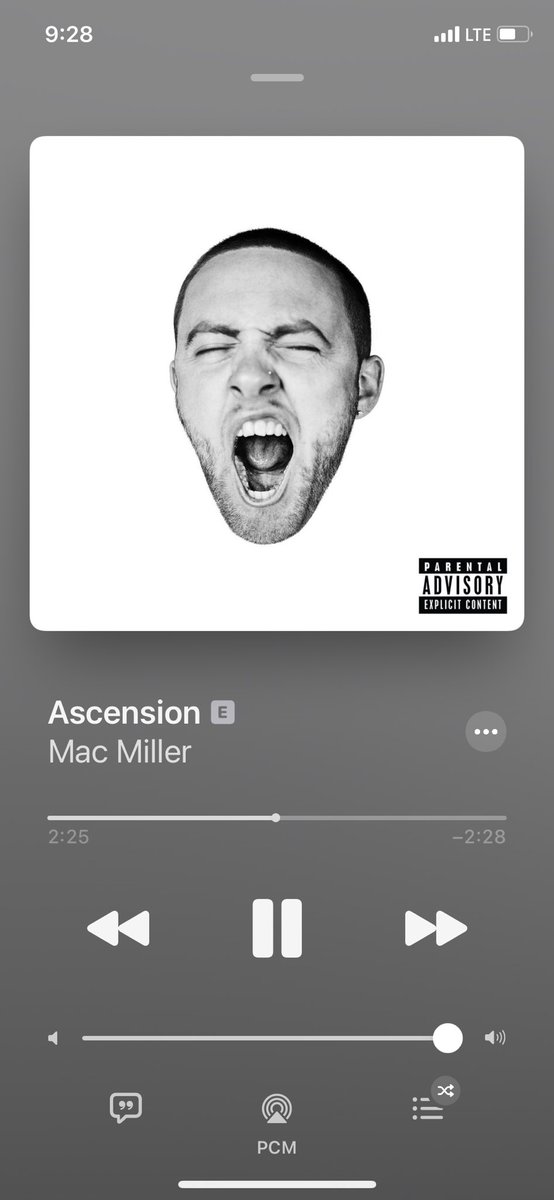Nadeshot's tweet photo. It’s a Mac Miller Monday to set the week off right. https://t.co/rIoQLck2KP