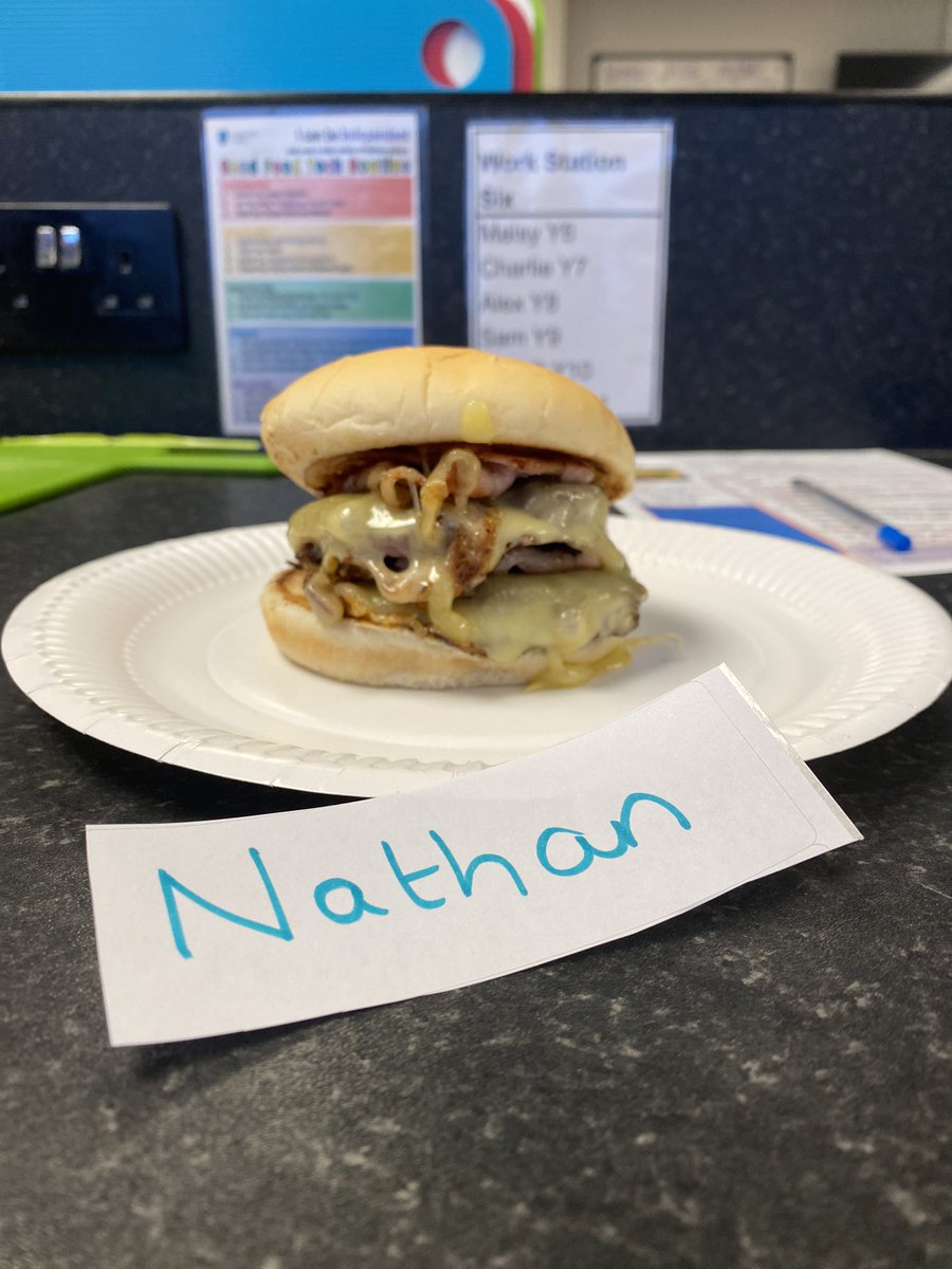 heath_academy's tweet photo. Year 10 have made burgers in their cooking lesson today🍔👨‍🍳 #cooking #homemade #food #learning #lifeskills #chefs https://t.co/0h4zbVjN3y