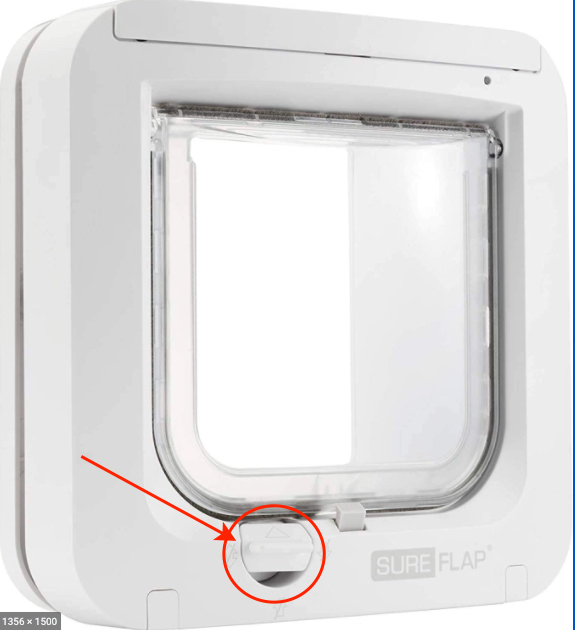 m_stephenson's tweet photo. @SurePetcare Is it possible to buy just this part (the know you twist on the sureflap) - ours just fell out the other day :( https://t.co/vs9jymKMCL