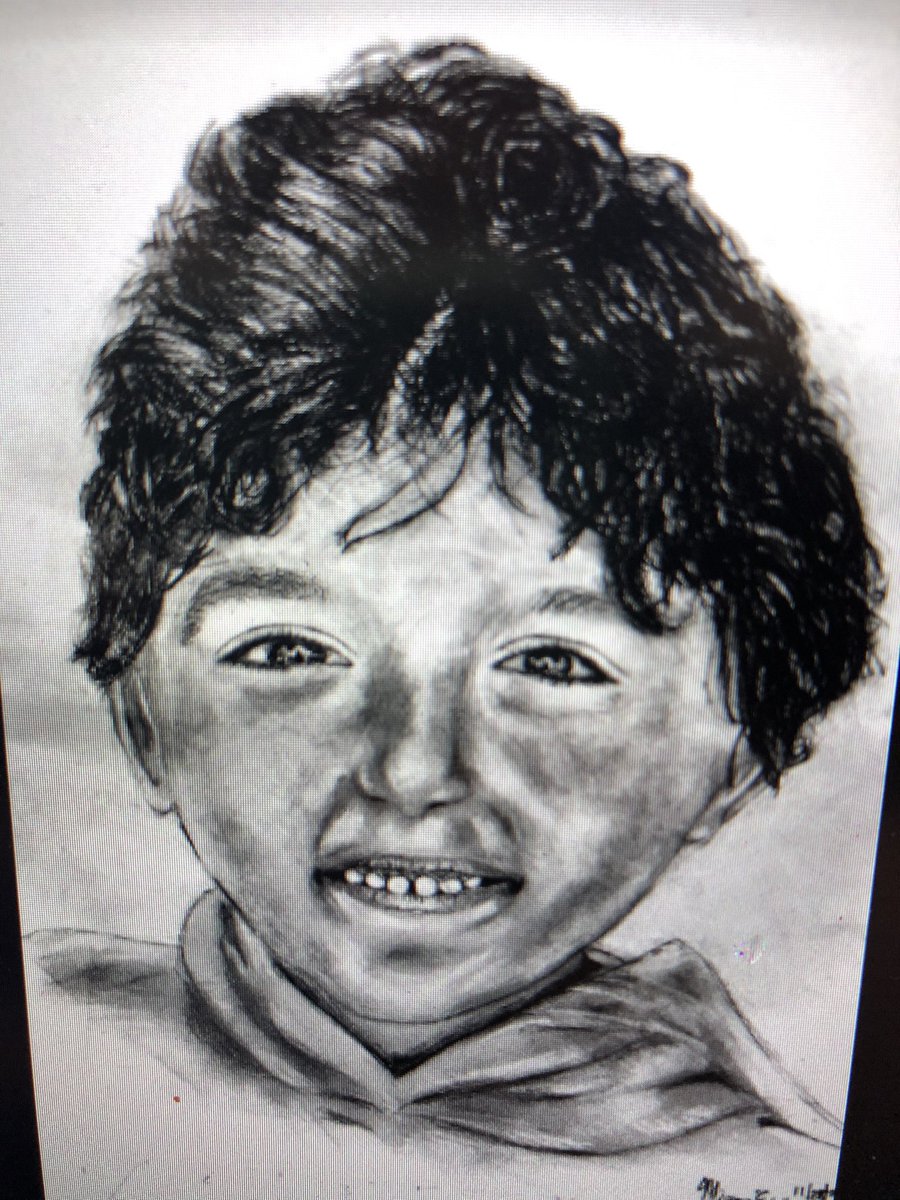 Mrs_Fras_Art's tweet photo. More amazing Fine Art 1 student work! #proudteacher #proudstudents #artmatters #introlevel @MarlboroHSinNJ https://t.co/URpeztt1ji