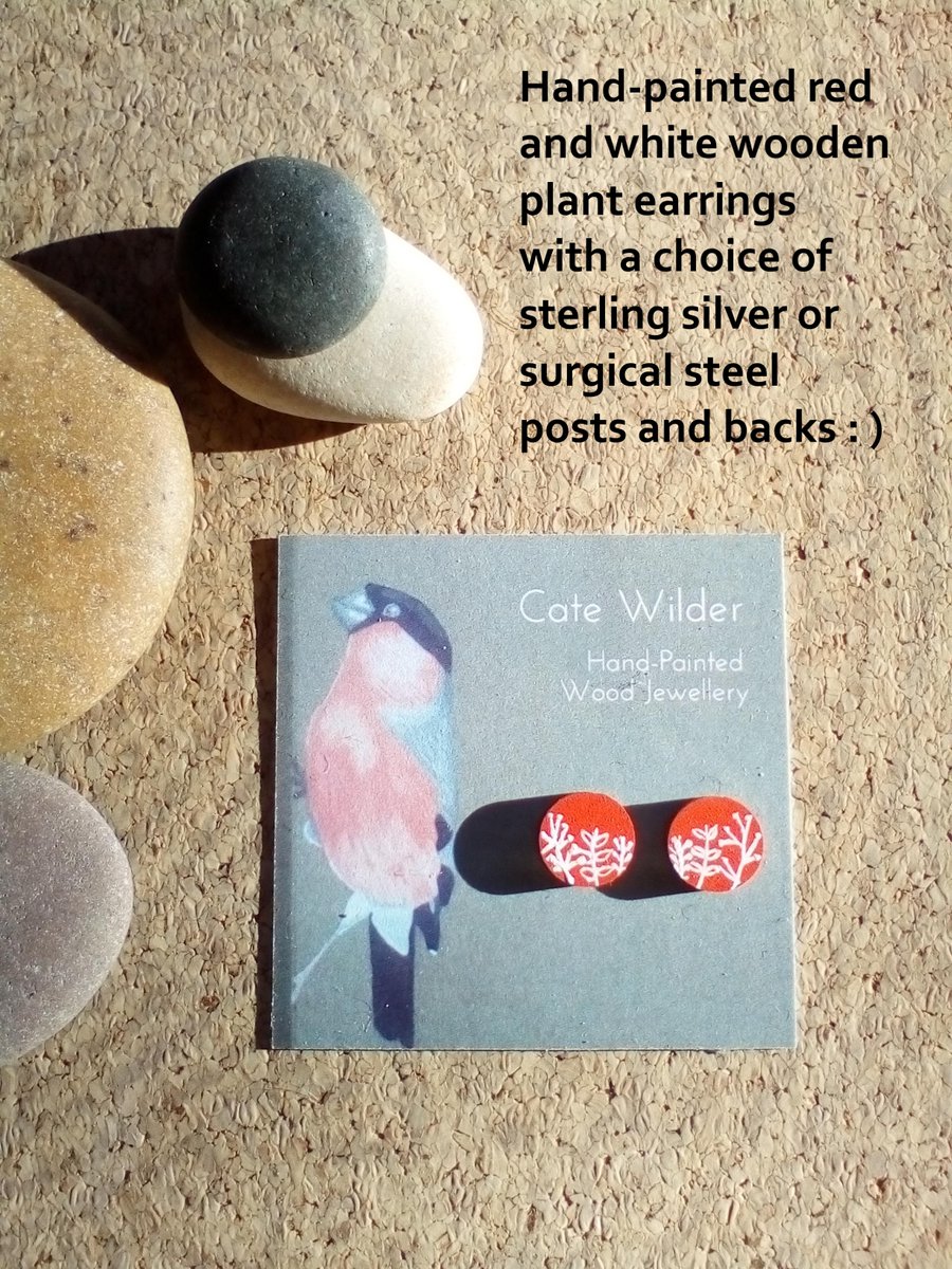 wordbird_'s tweet photo. Hey dudes! I've finally bitten the bullet, and have started selling some of my weeny hand-painted wooden earrings. Whoop whoop! Roll up, roll up! Have a butchers if you fancy it, and maybe buy something for someone LOVELY and make TWO people's days!

https://t.co/TOhVMky7iW https://t.co/qPMxoH0IIp