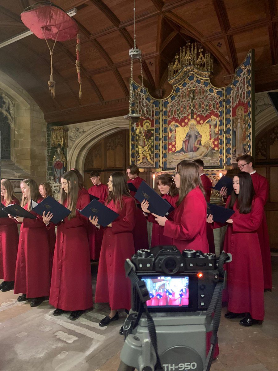 SECMusicSchool's tweet photo. What tremendous singing from each of the bubble choirs for the @StEdmundsWare Carol Service Film. A first outing for the Choir Robes! So proud of all the pupils #Christmas #Carols #Robes https://t.co/oBEB2MgQRs