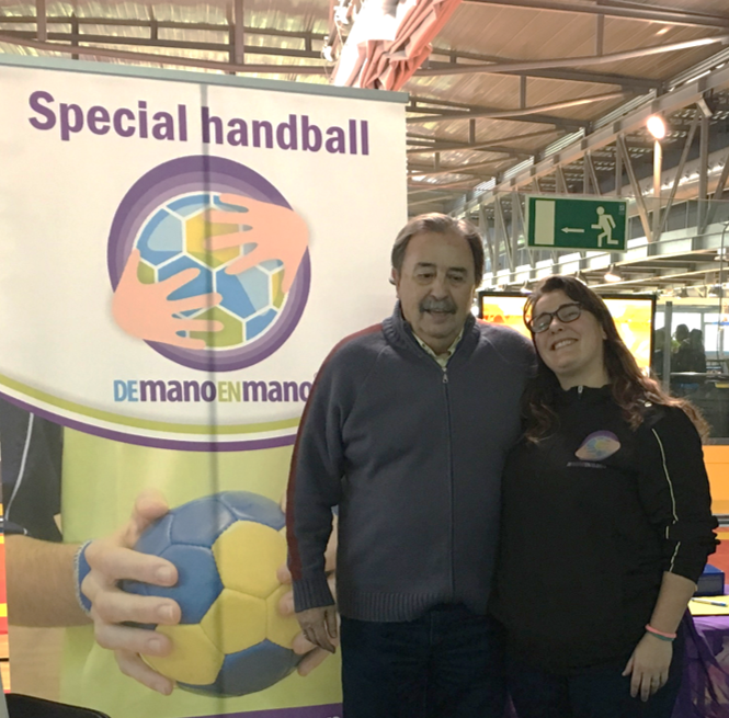 demanoenmanonet's tweet photo. Desde la Fundación Demanoenmano, nos sumamos al dolor del de toda la familia del #balonmano @RFEBalonmano @FedCatHandbol @ihf_info por la pérdida de #JuanDeDiosRoman #DEP https://t.co/FZHfpVKCNM